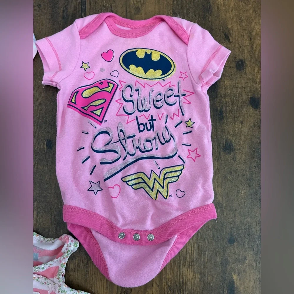Girl’s Newborn-3M Outfits